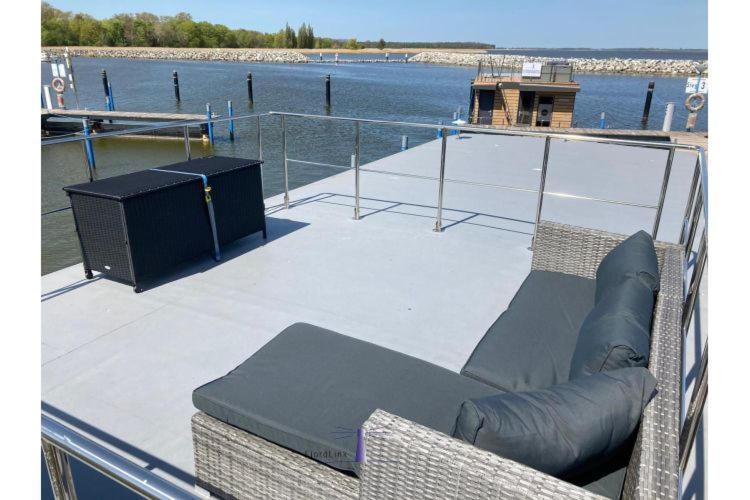 Hausboot Fjord Vela Mit Biosauna In Barth Ngoại thất bức ảnh
